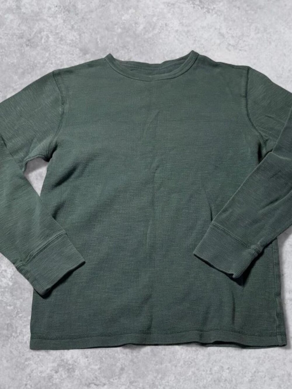 Ribbed long sleeve shirt/sweaterin - SIZE S